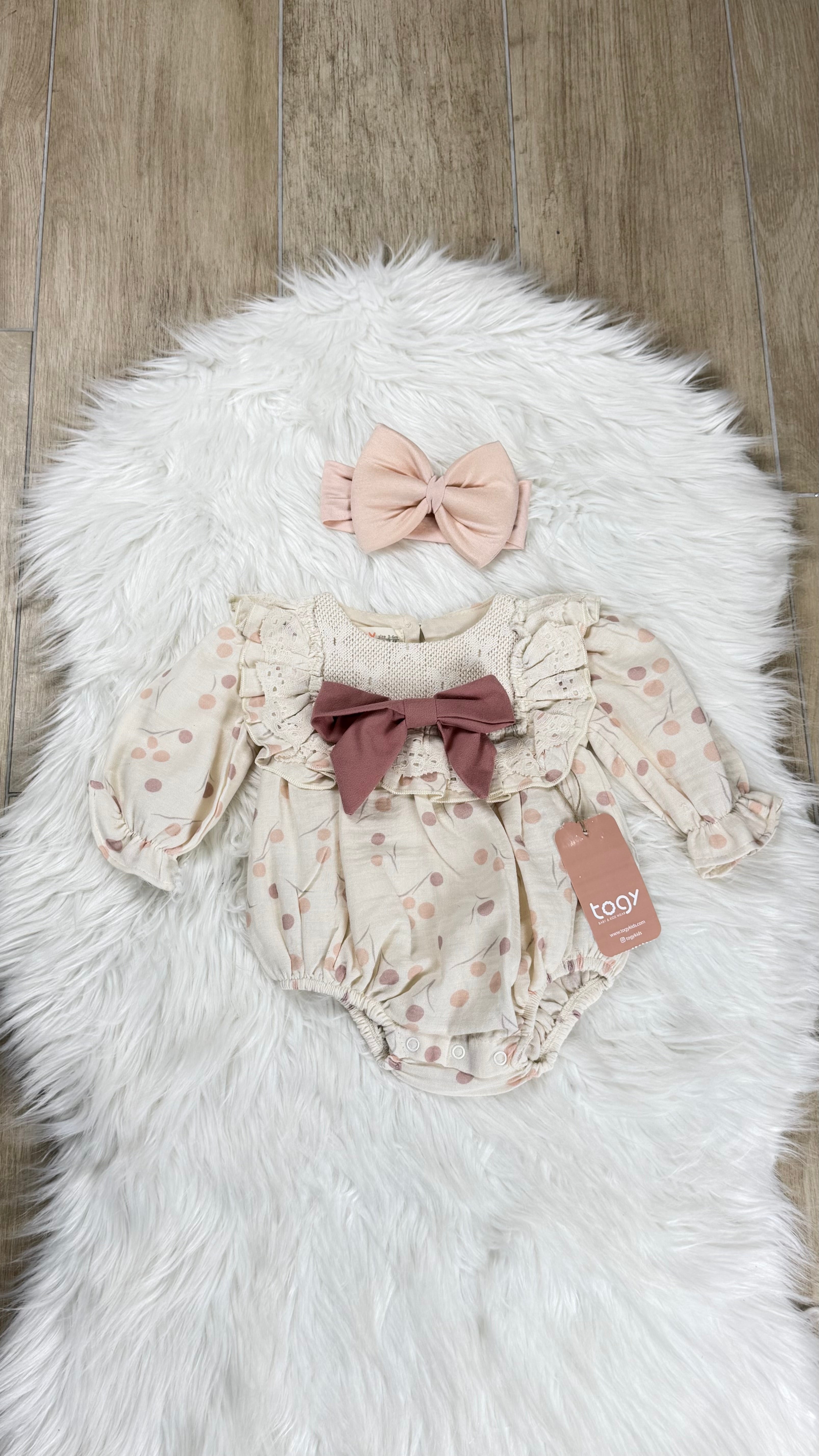 Completo neonata dafne