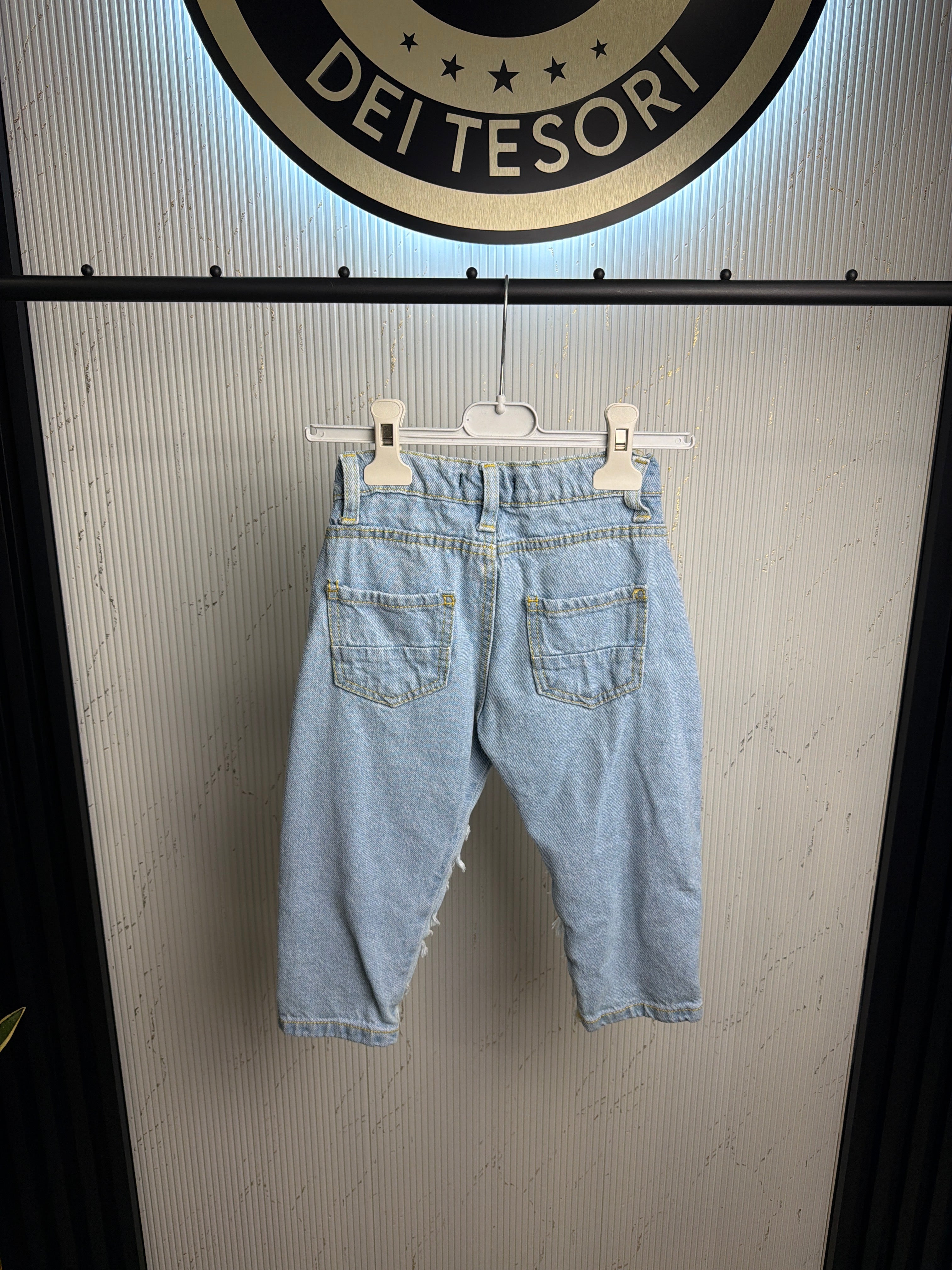Jeans neonato finto strappo
