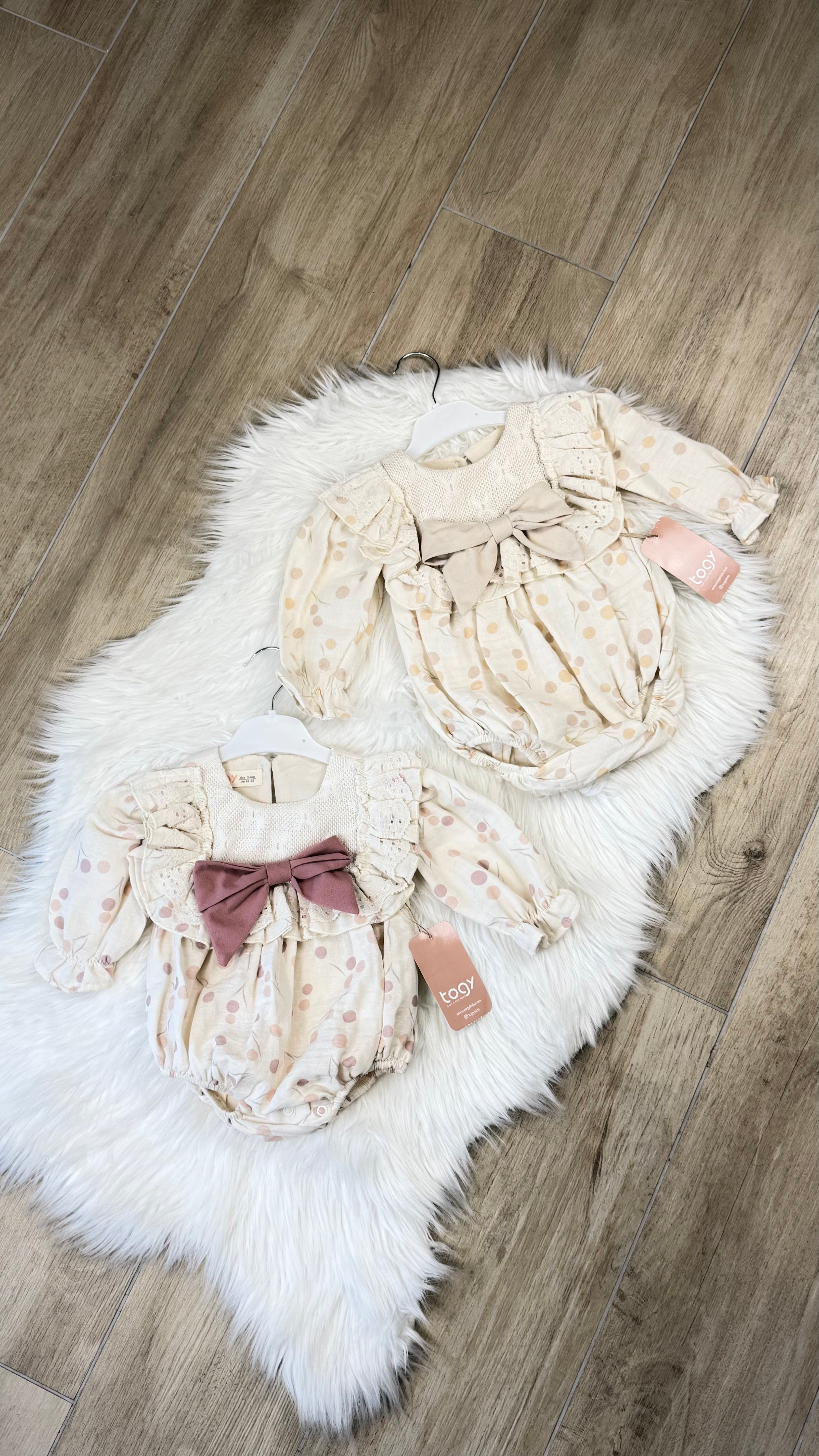 Completo neonata dafne