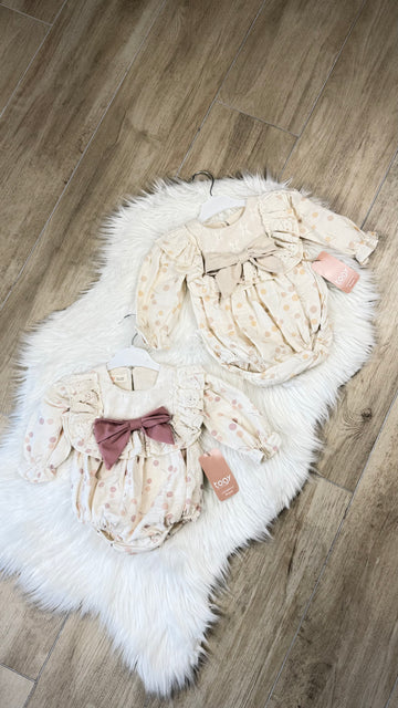 Completo neonata dafne